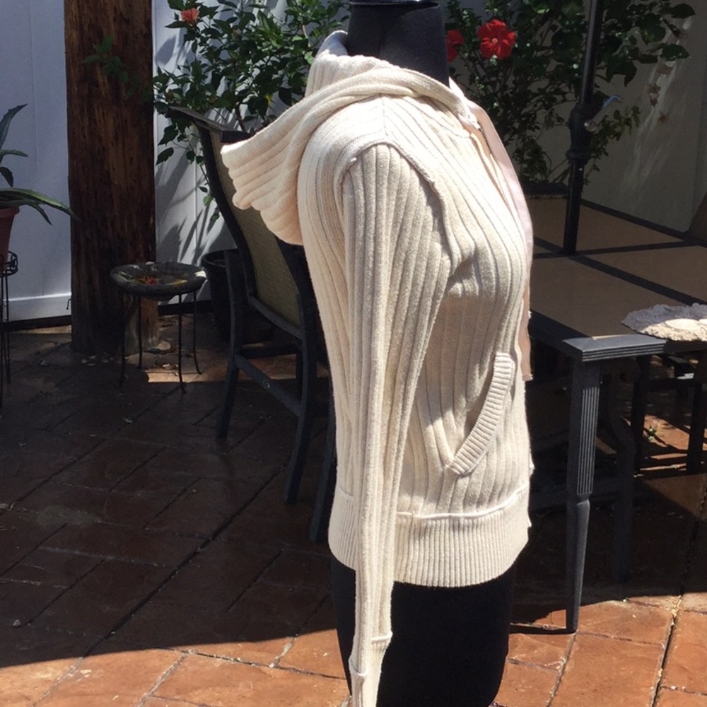 Eddie Bauer sweater hoodie size S. - Picture 3 of 7